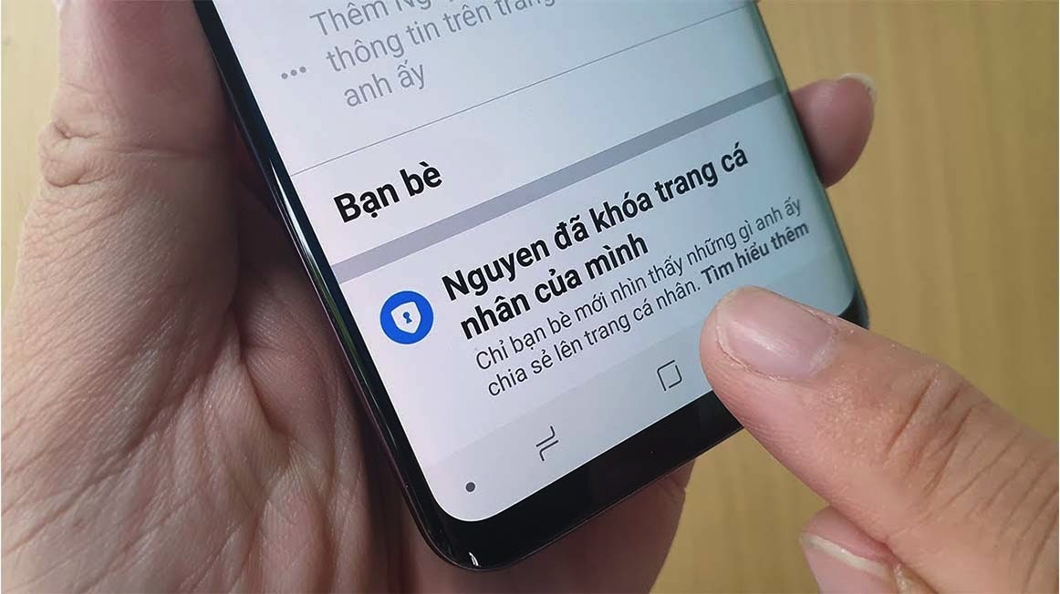 Cách khóa trang cá nhân với người lạ trên Facebook - 3