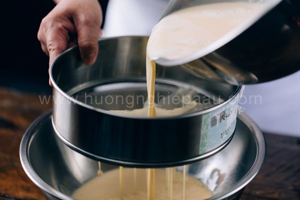 trang trí bánh flan bắt mắt