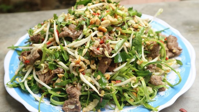 Gỏi bò nướng