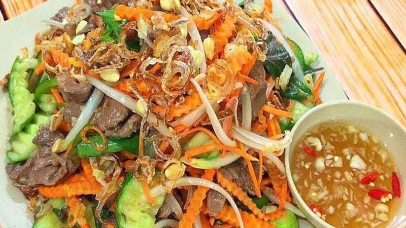 Gỏi bò bắp chuối