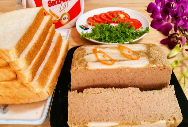 nguyên liệu làm bánh mì sandwich kẹp trứng pate