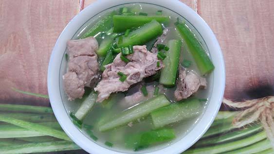 Ăn canh xương có béo không