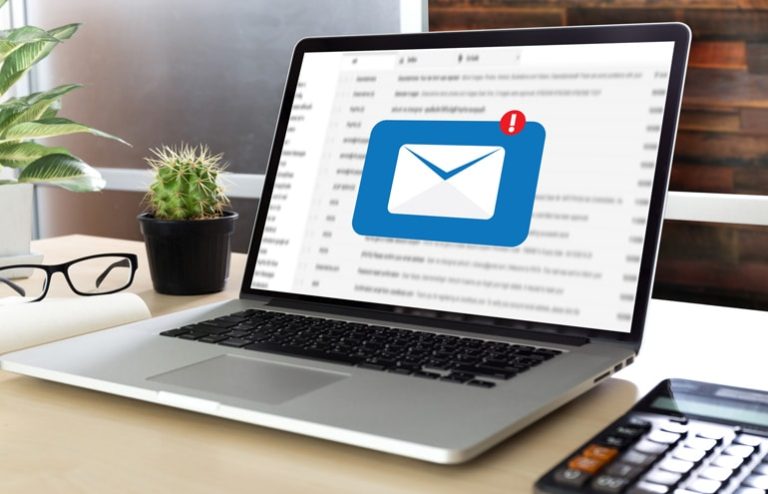 chuyển tiếp email trong outlook