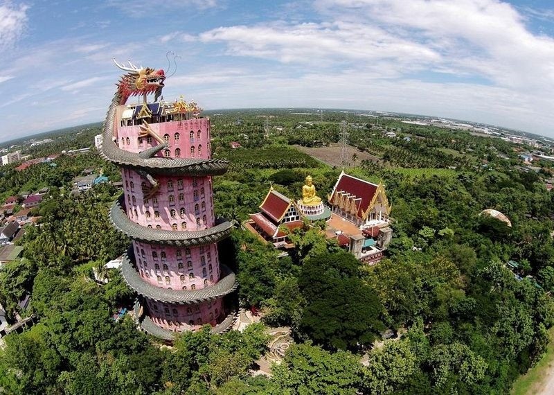 Ngôi chùa rồng Wat Samphran