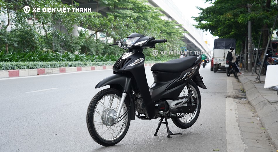 xe 50 phân khối cho học sinh