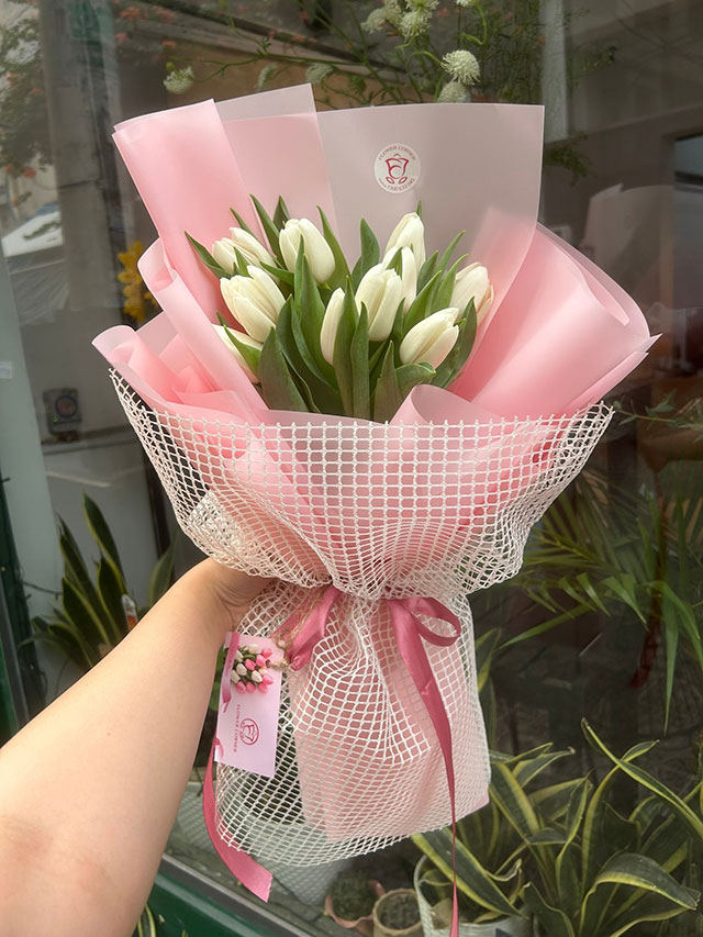 bó hoa tulip tặng sinh nhật