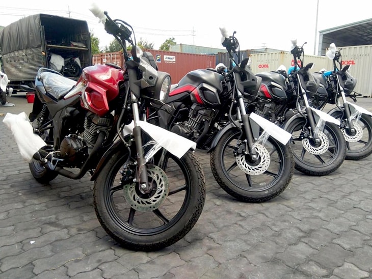 Honda CB150 Verza 2019 đen nhám