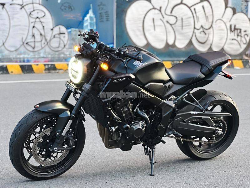 CB650R mang phong cách Neo Sports Cafe đặc trưng