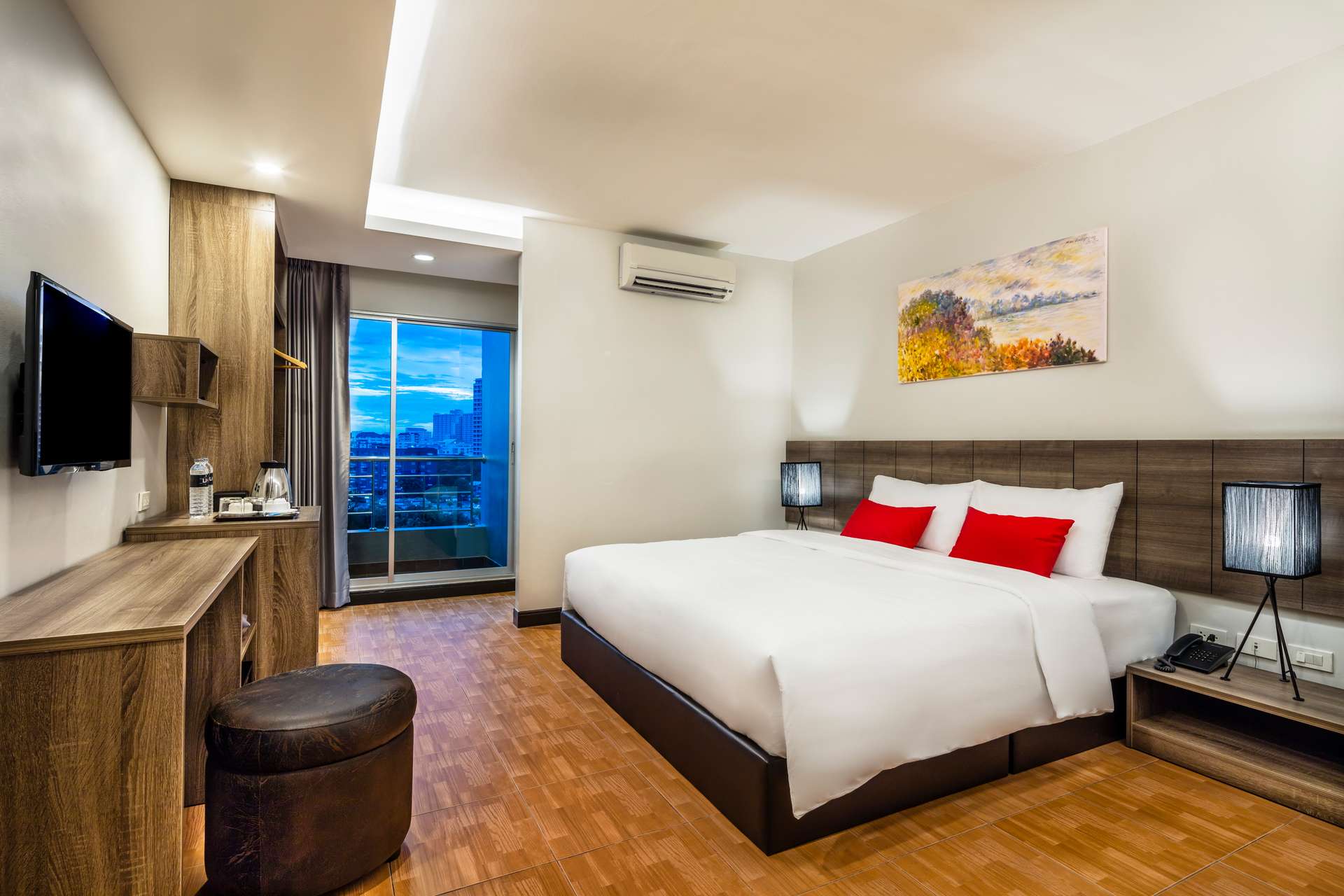 <em>”Phòng ngủ sang trọng nhưng không kém phần ấm áp ở Livotel Hotel Hua Mak Bangkok - Khách sạn BangKoK</em>