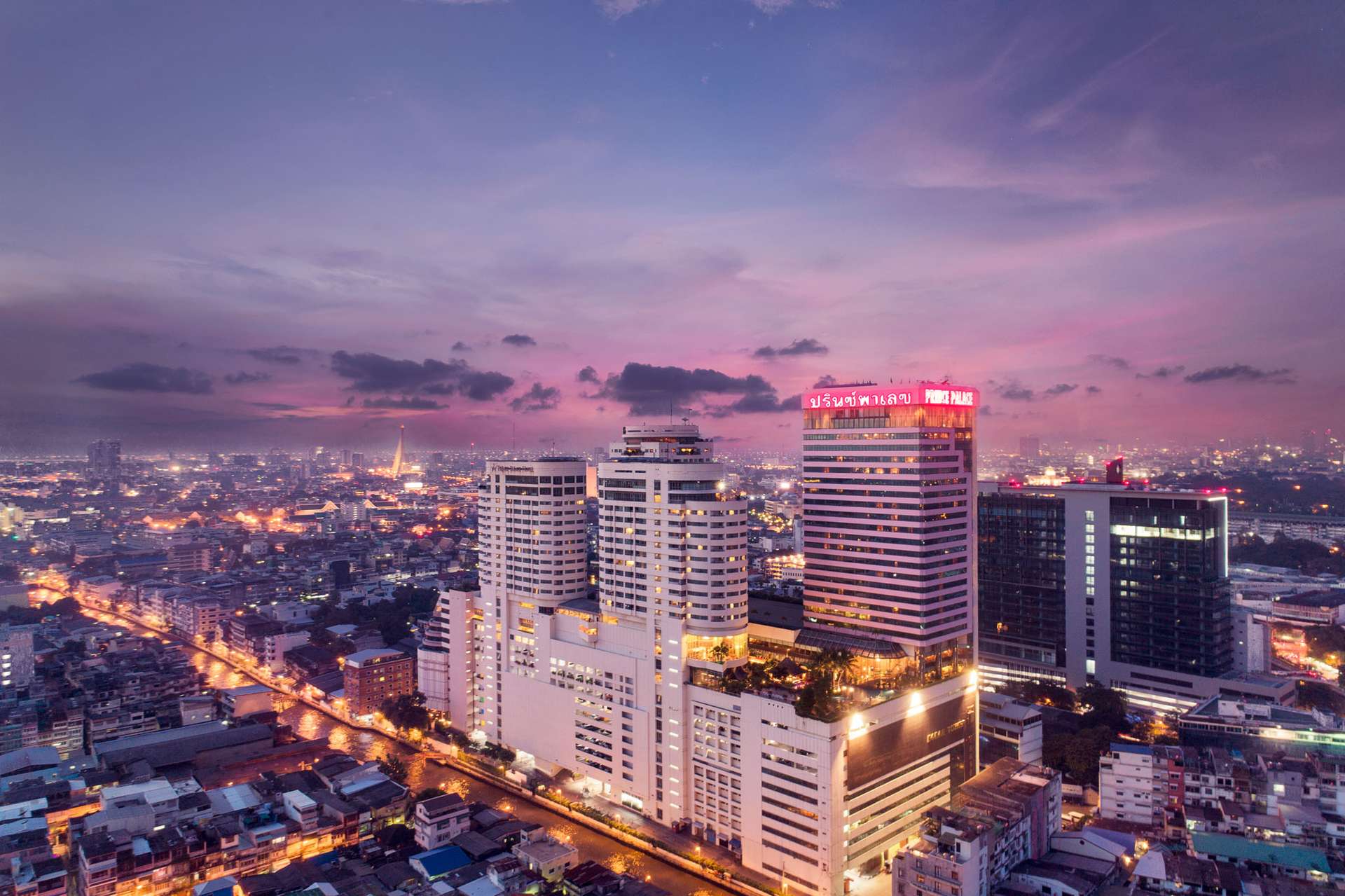 Khách sạn Prince Palace Hotel<strong> -</strong> khách sạn Bangkok