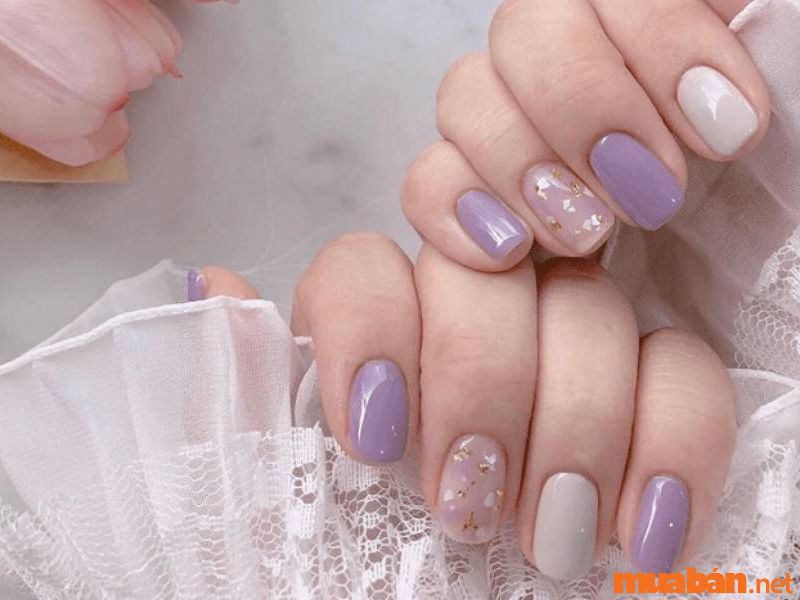 Mẫu nail ngắn sơn tím mộng mơ