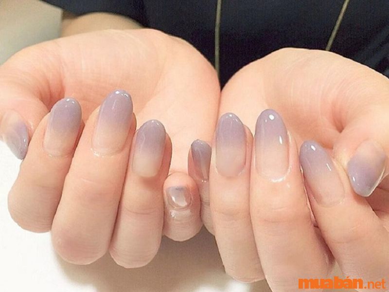 Mẫu nail sơn bóng phớt tím