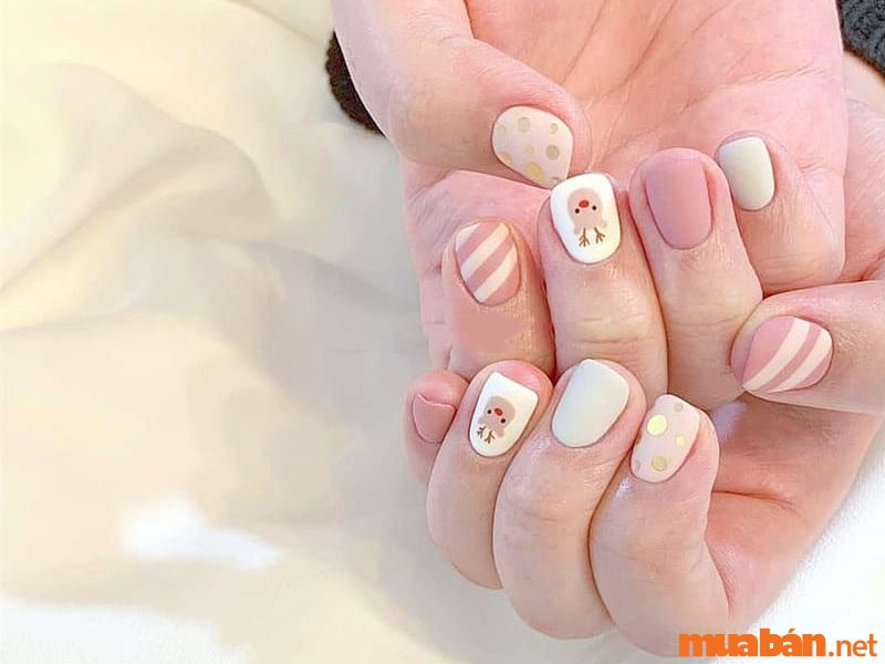 Mẫu nail màu hồng phớt dễ thương