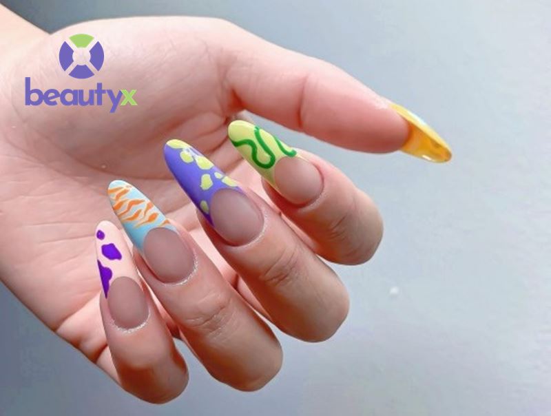 Các mẫu vẽ nail giúp hack tuổi một cách hiệu quả