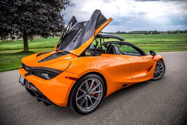 duoi-xe-mclaren-720s-spider