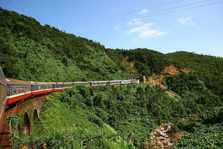 Thành phố du lịch Nha Trang thuộc tỉnh nào