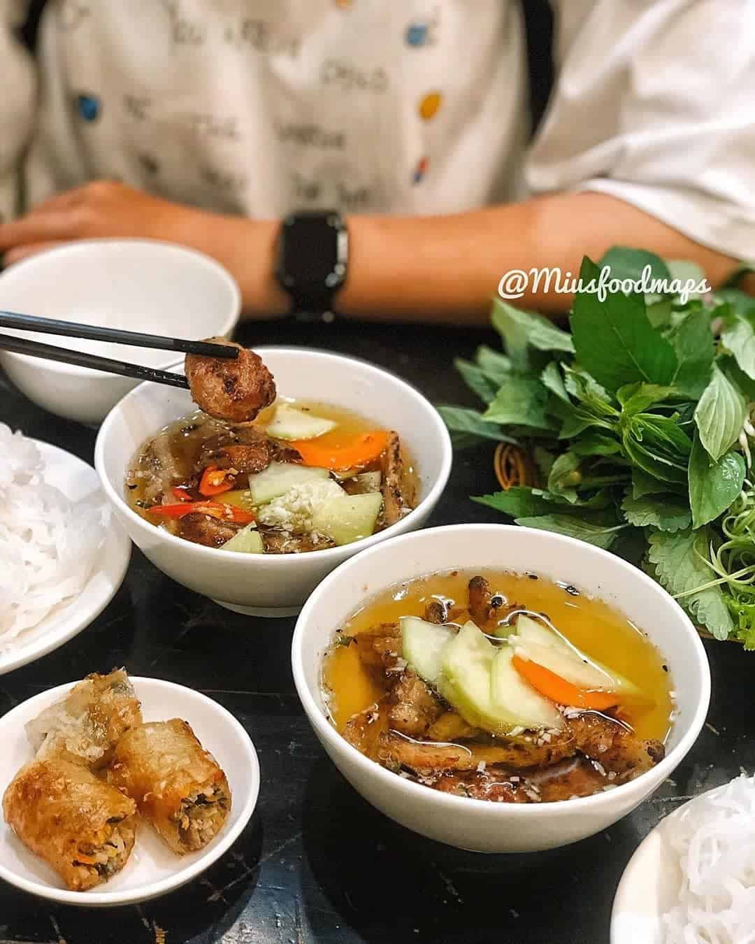 Bún chả phố cổ thơm ngon nức tiếng. Ảnh: @miusfoodmaps