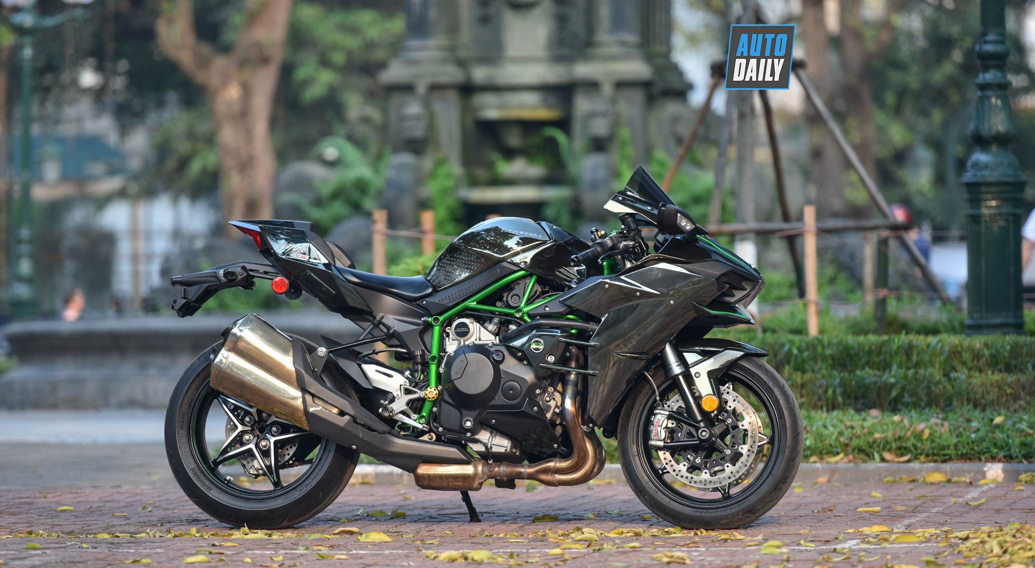 Siêu môtô Kawasaki Ninja H2 siêu lướt giá 850 triệu tại Hà Nội h34.jpg