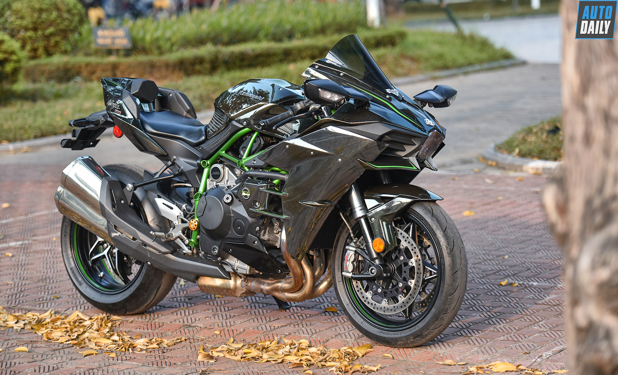 Siêu môtô Kawasaki Ninja H2 siêu lướt giá 850 triệu tại Hà Nội h33.jpg