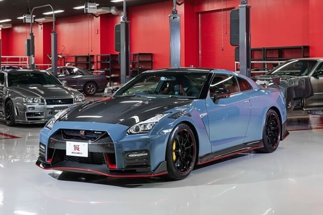 Nissan-GTR-ngoai-that-xe