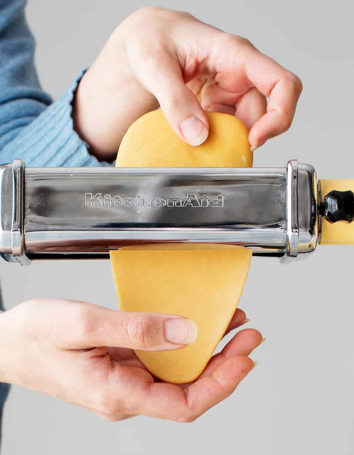 How to make pasta with a stand mixer