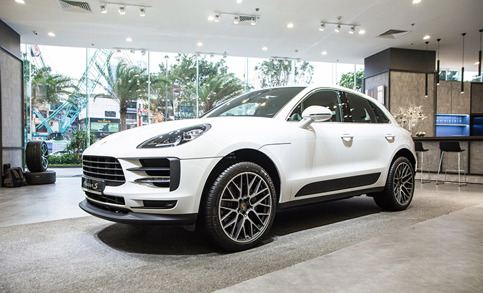 Porsche Macan giá từ 3,15 tỷ đồng