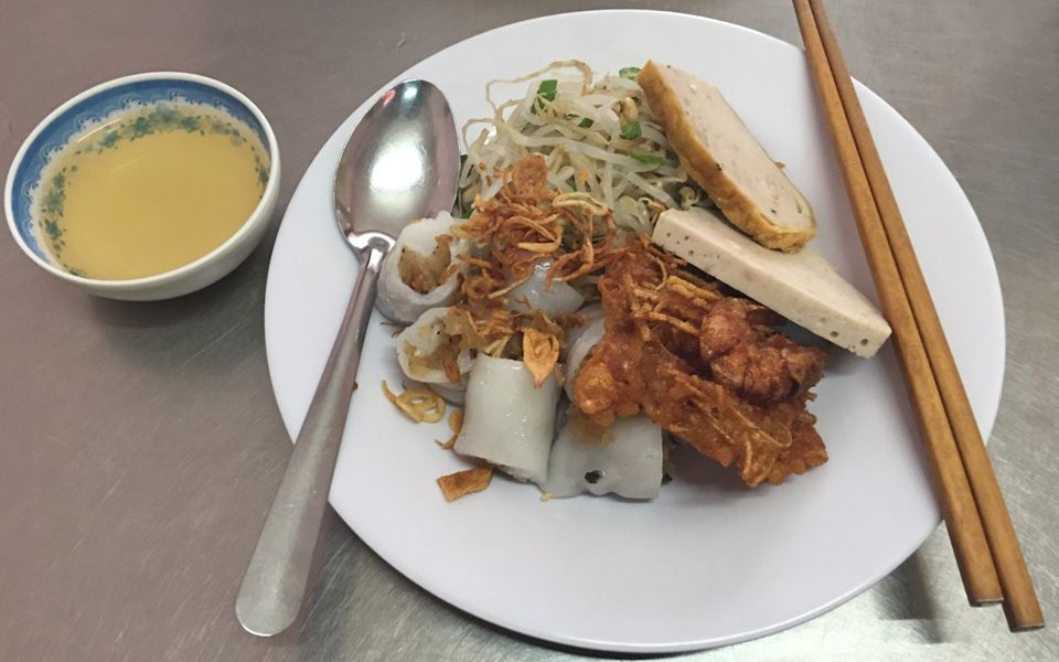 Bánh cuốn bà Năm