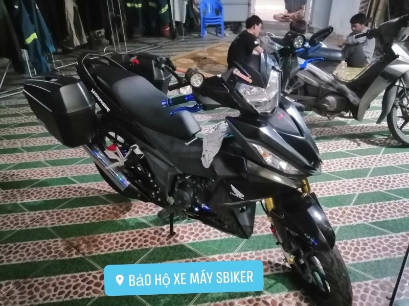 Baga thùng givi winner 150