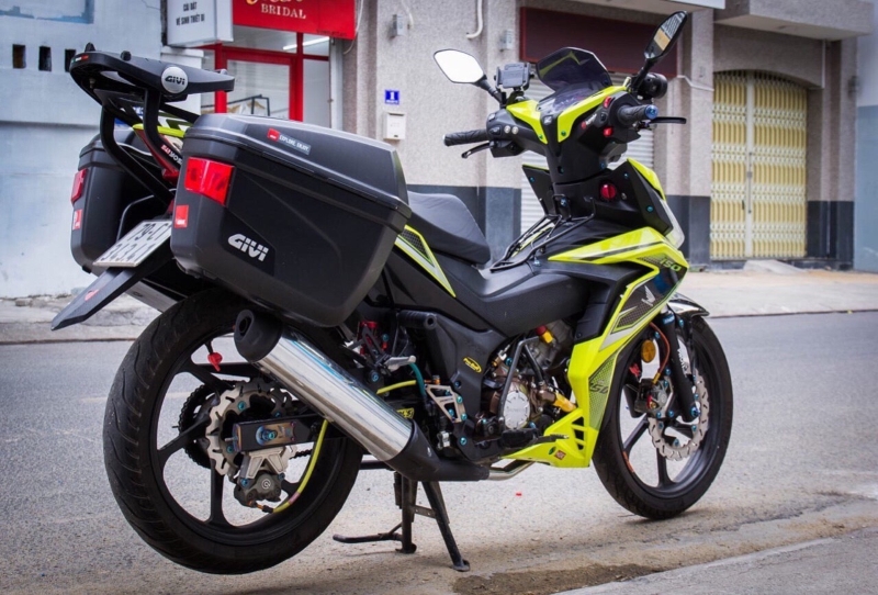 Baga thùng givi winner 150