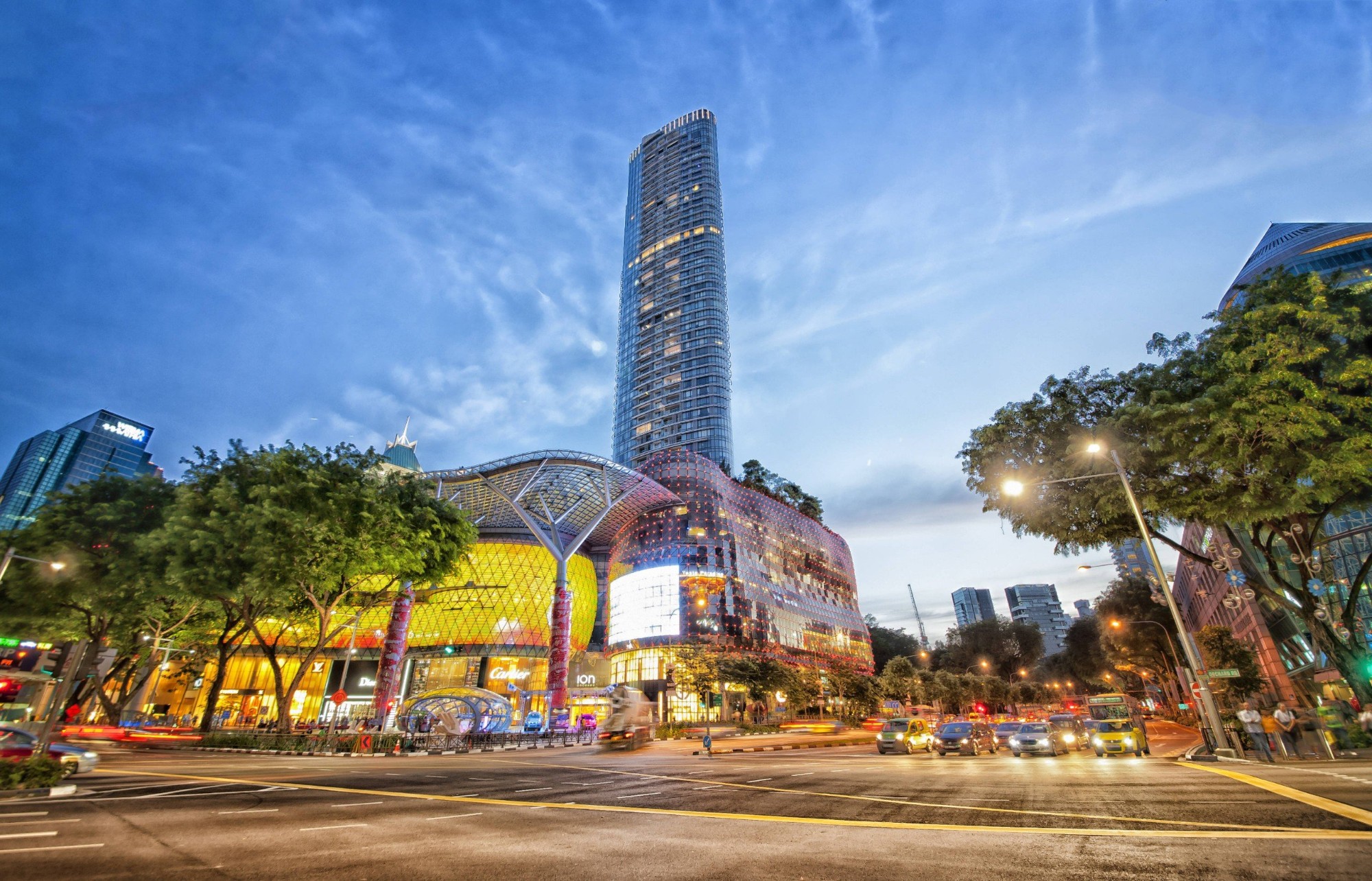 Ion Orchard - một trong những khu mua sắm ở Singapore nổi tiếng. 