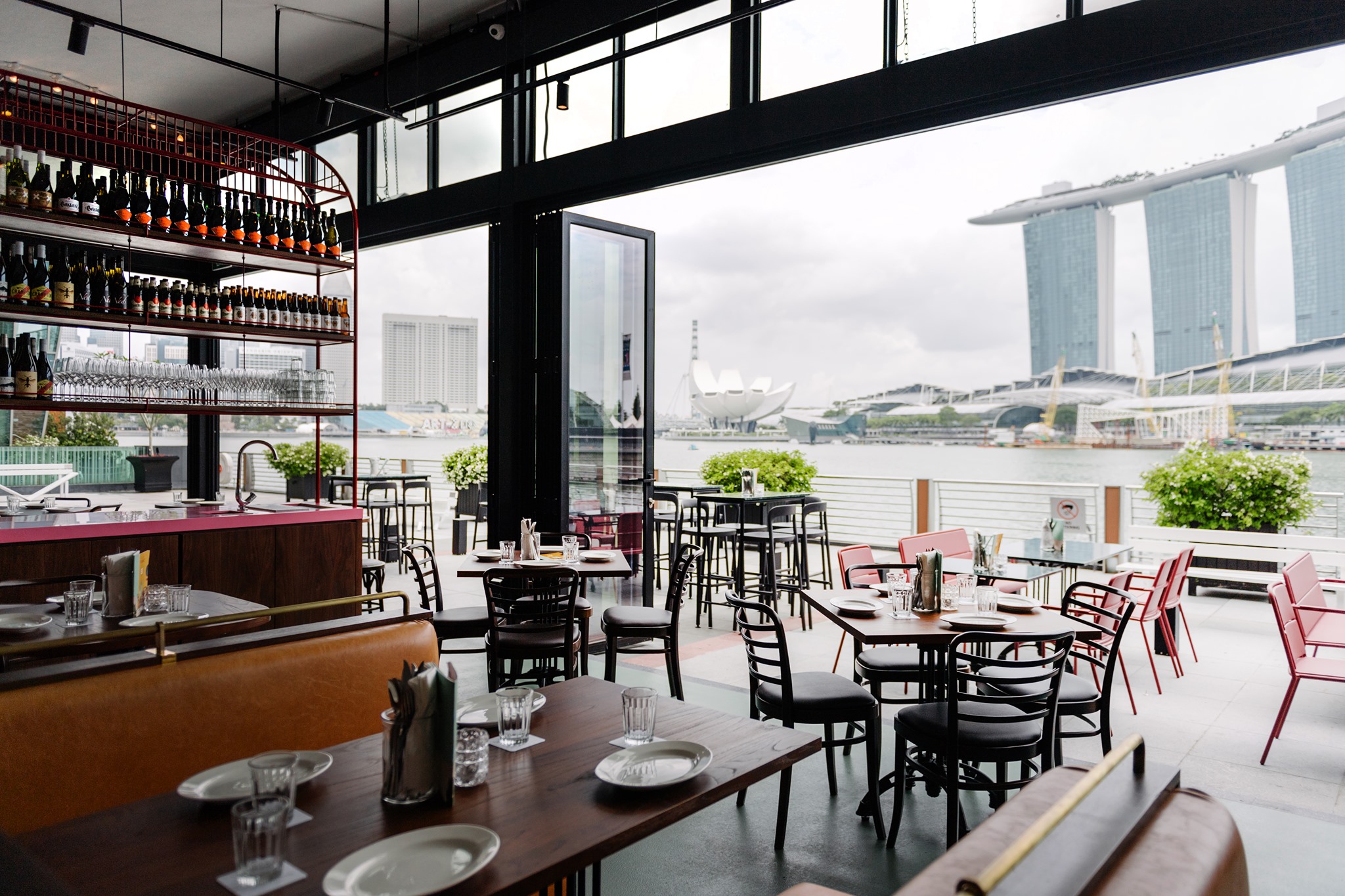 10 Restaurants, Cafes & Bars with the Best Views of Singapore