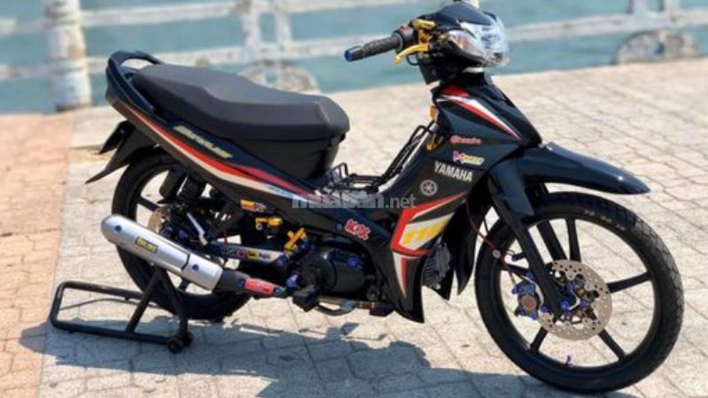 Sirius 50cc độ kiểng trang bị bao tay Domino và cùm tăng tốc Uma