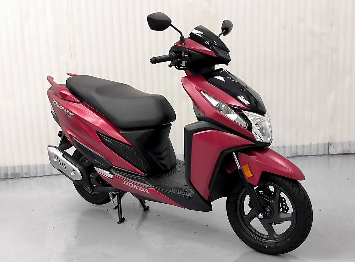 Honda Dio 125cc màu xanh nhập khẩu Nhật Bản