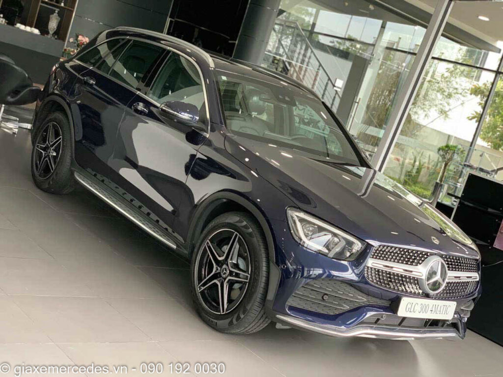 mercedes-glc-300-4matic-mau-xanh-giaxemercedes-vn-6