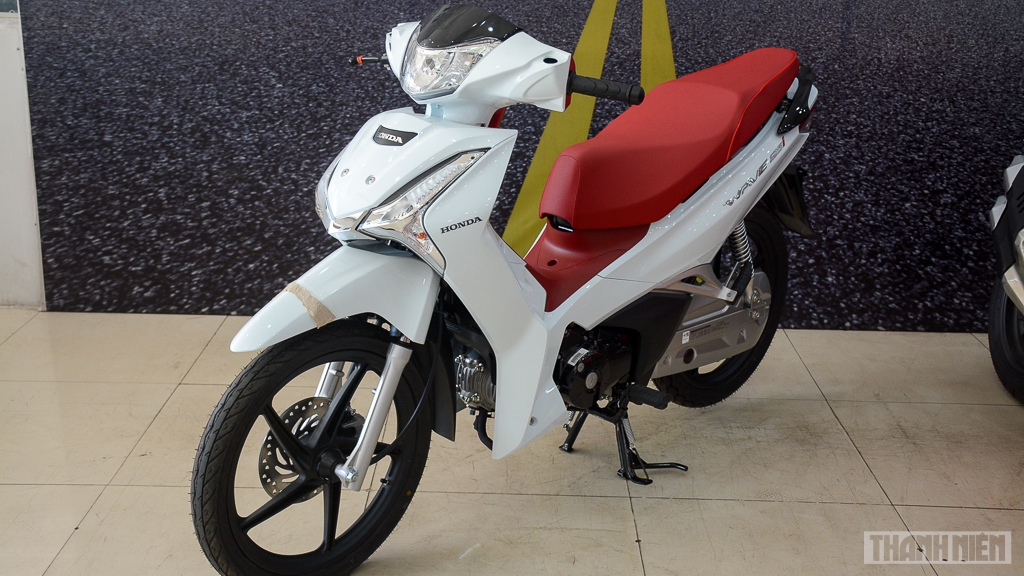 Giá bán Honda Wave 125i nhập từ Thái Lan lên tới gần 100 triệu đồng