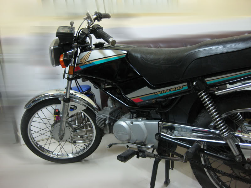 honda-win-100-doi-1994-tem-xanh