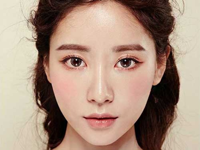 Song Hye Kyo cùng đôi mắt hút ánh nhìn