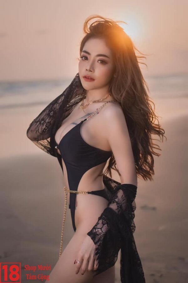 Gái xinh bikini đen 08