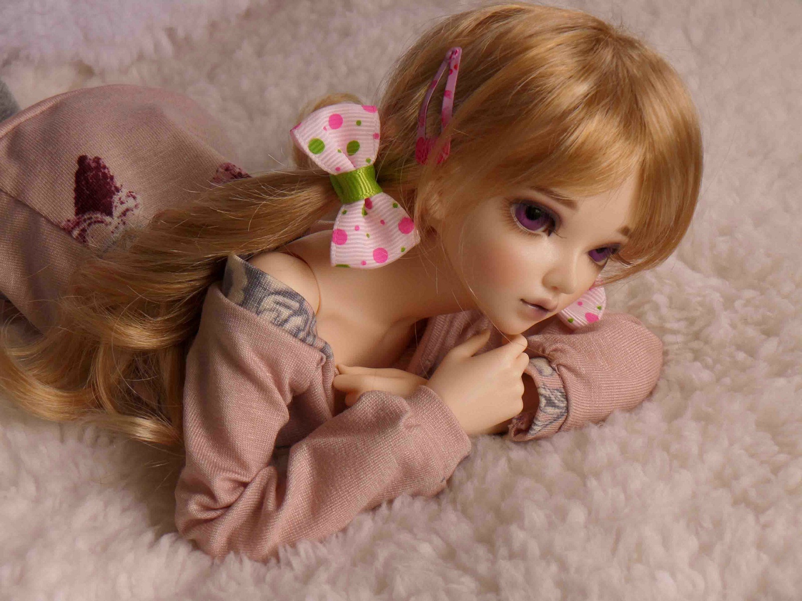 Ảnh búp bê barbie đẹp, buồn