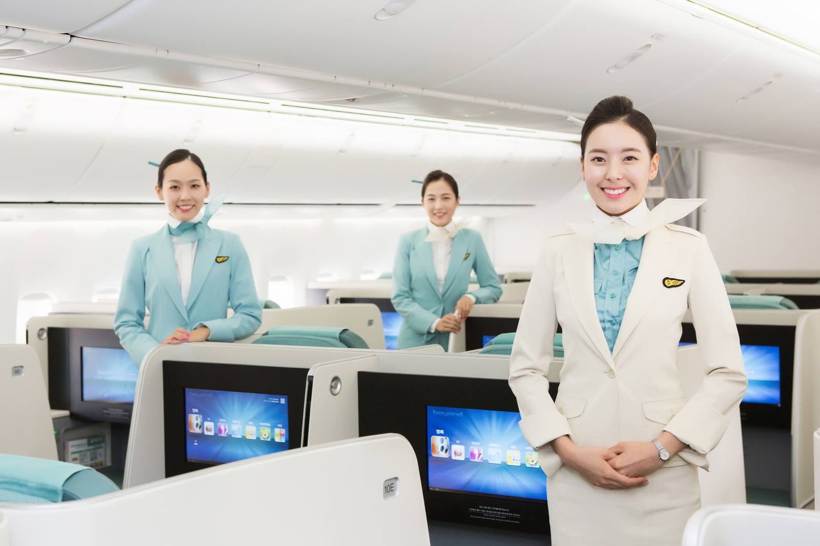 Đồng phục tiếp viên hàng không Korean Air