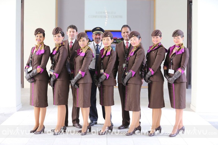 Đồng phục tiếp viên hàng không Etihad Airlines