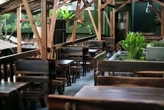 không gian yên tĩnh tại an cafe