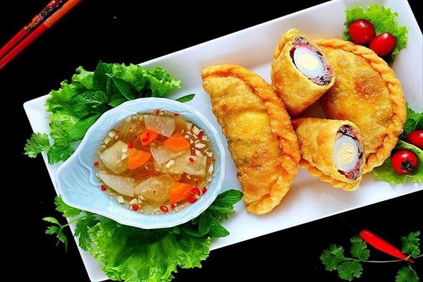 bánh gối vàng ươm