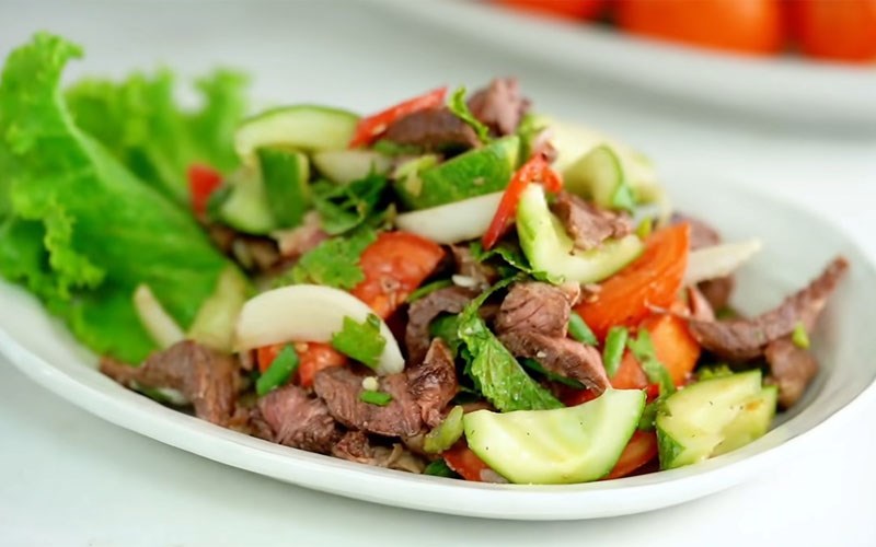 Salad ức gà