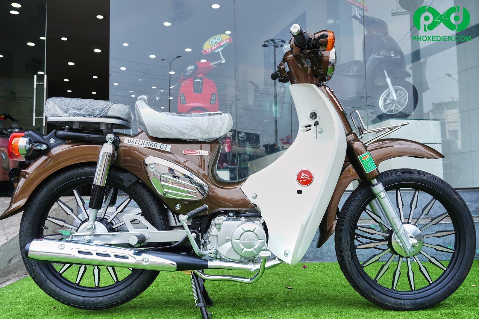 Xe Cub 50cc Daelim giá khoảng 16 - 18 triệu