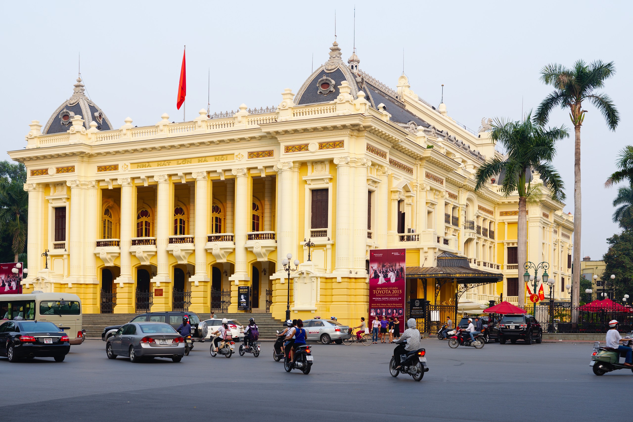 Hà Nội đi đâu chơi những lên ghé qua nhà hát lớn Hà Nội