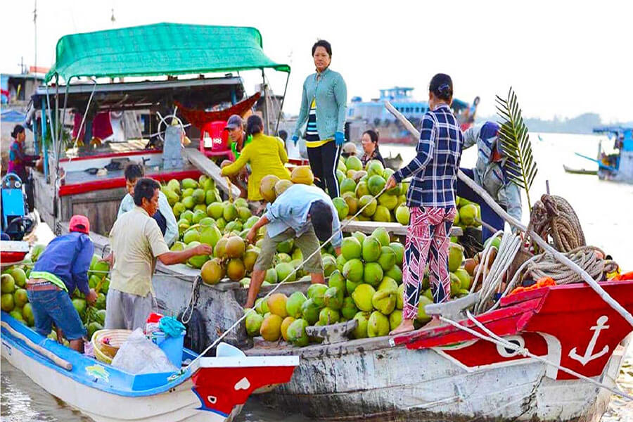 Chợ nổi Long Xuyên trải nghiệm văn hóa miền Tây