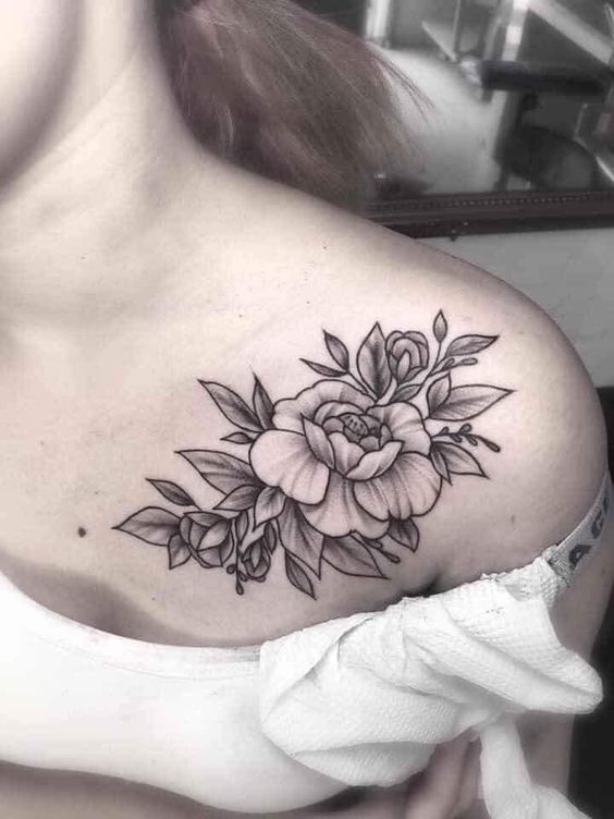 tattoo mini hoa mẫu đơn đầy sức sống