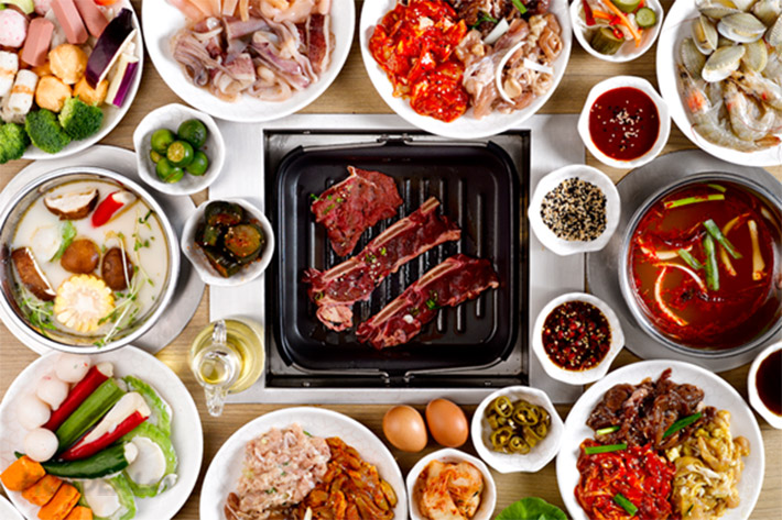 Quán bufet lẩu Seoul Garden phục vụ đa dạng món