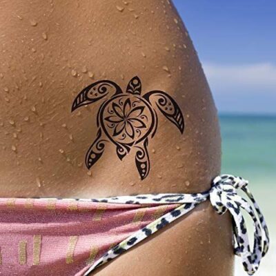 gợi cảm với mẫu tattoo rùa hoa văn trên hông